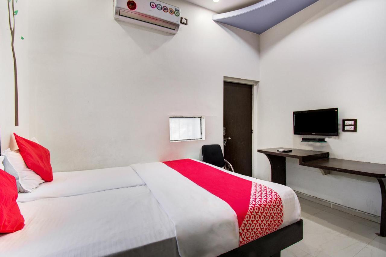 Oyo 11548 Hotel Mrunal Palace Aurangabad  Exterior photo